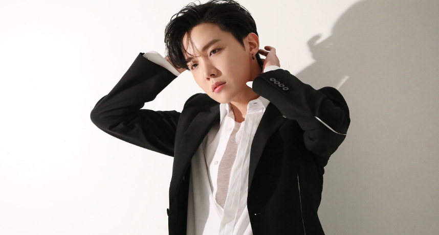 防彈J-hope「套套穿上身」！曝品牌設計理念：其實很有意義